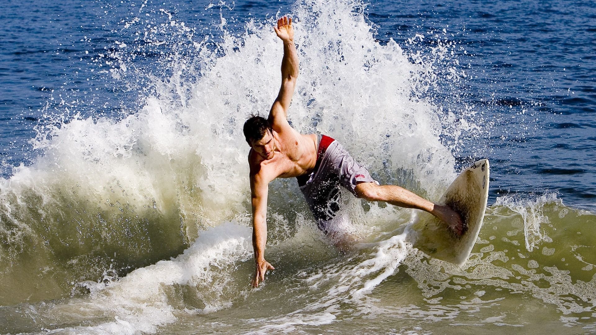 欧冠半决赛:曼联遭皇马淘汰 拉什福德点球中柱再成痛点